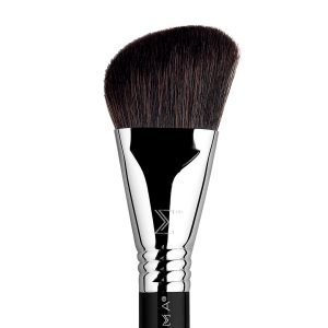 F23 Soft Angle Contour™ Brush
